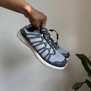 Vintage women’s Salomon RX Moc 3.0 gorpcore sneakers size 7.5